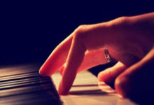 乐鱼leyu：意甲第23輪尤文圖斯3-0克羅托內 C羅頭球梅開二度麥肯尼抽射.